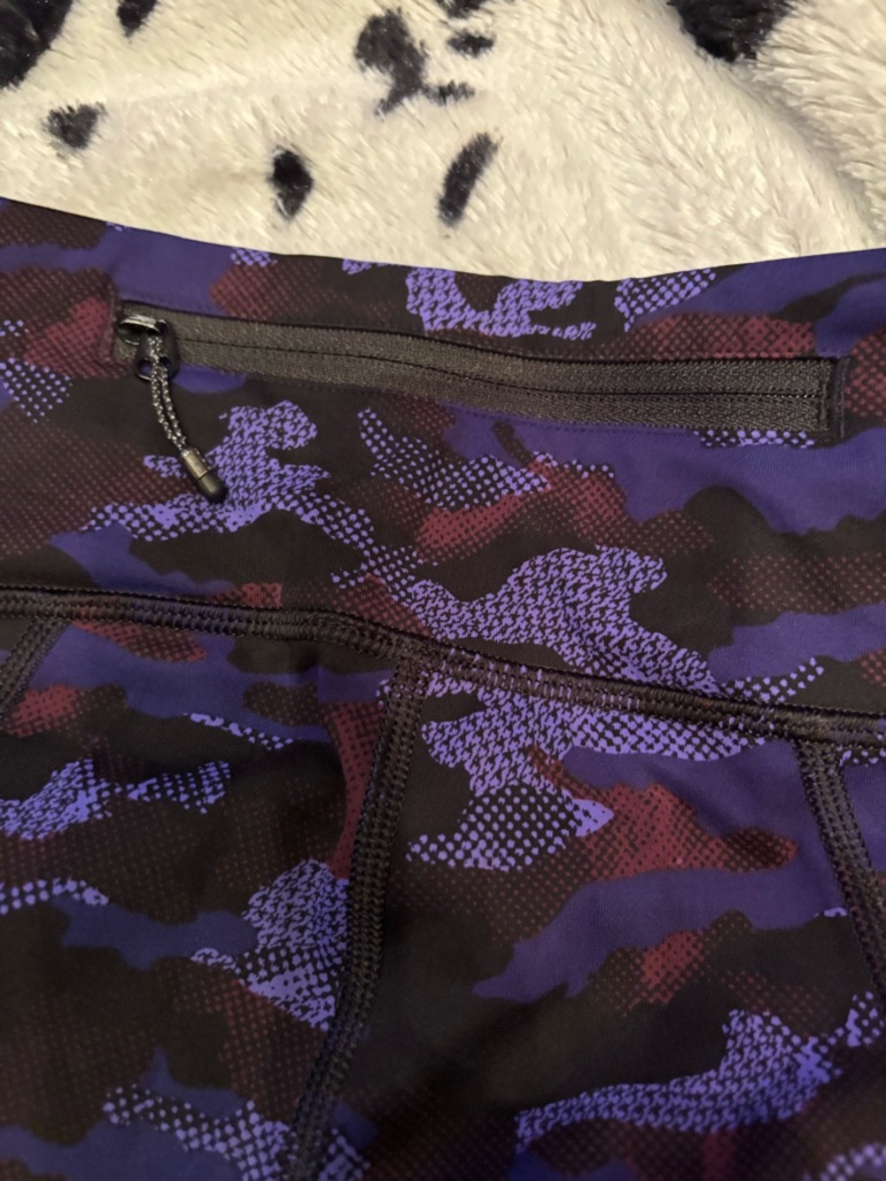Lululemon Purple & Black Camo Leggings - Picture 5 of 7